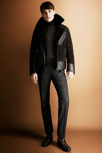 Look 14